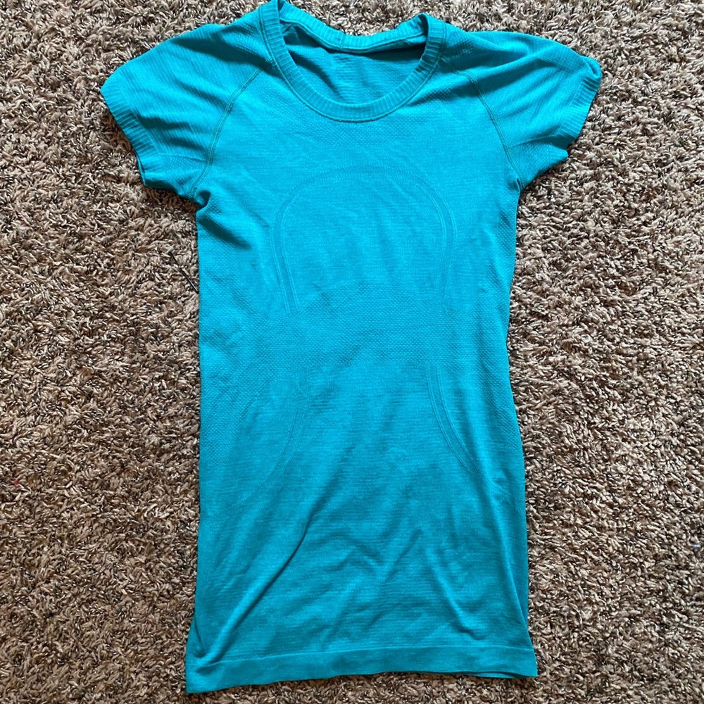 Turquoise Lululemon Swiftly Tech Short Sleeve (4)